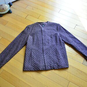 Eileen Fisher plum quilted lined 100% silk jacket W pockets Size S
